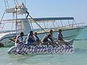 cartagena-women-boat-1104-40