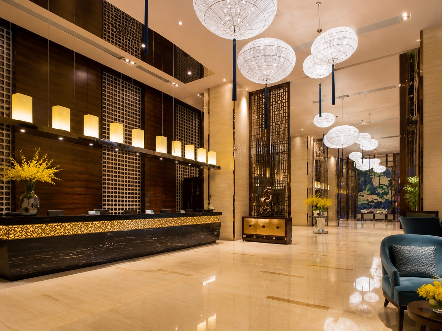 Vest&iacute;bulo del hotel Glenview ITC Plaza Chongqing para los participantes del viaje de A Foreign Affair
