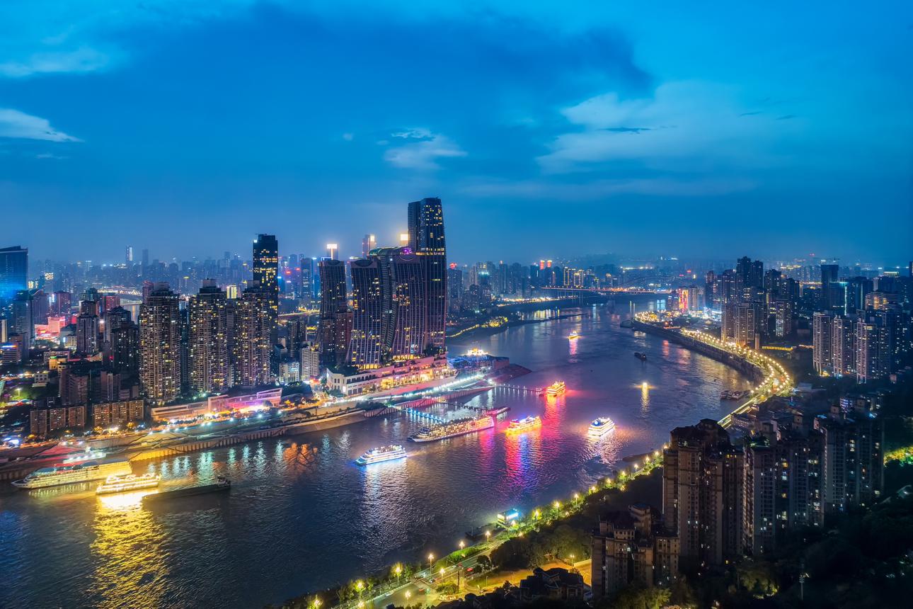 Crucero Victoria por el r&iacute;o Yangts&eacute; saliendo de Chongqing y atravesando las Tres Gargantas